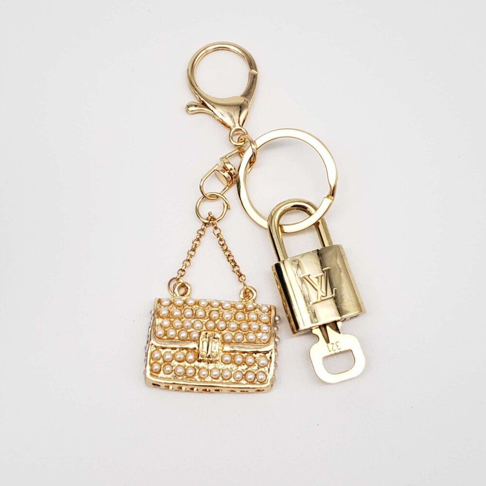 Authentic Louis Vuitton Padlock & Key Gold ✨Unbranded Bag Charm Keychain - Picture 4 of 8